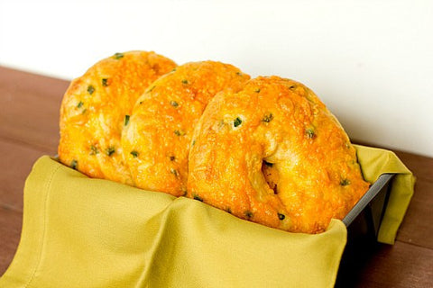 Jalapeno Cheddar Bagels