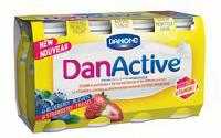 DanActive Strawberry/Blueberry 1.5% M.F. Drinkable probiotic yogurt